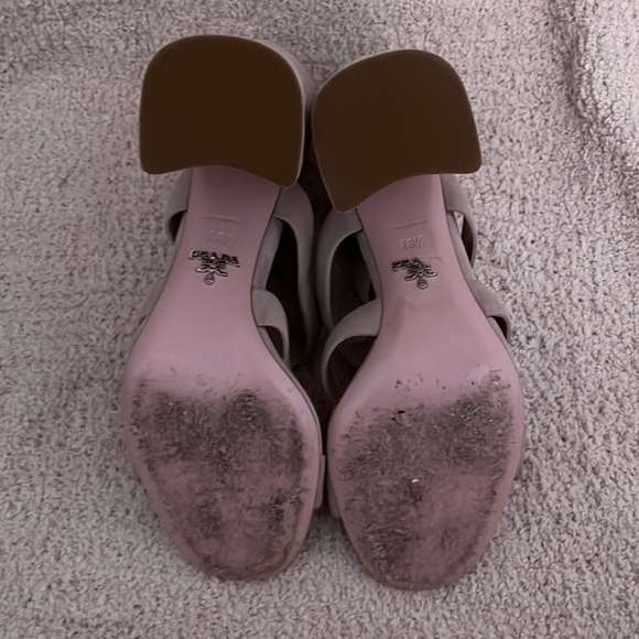 Nude Prada heels - Picture 3 of 5